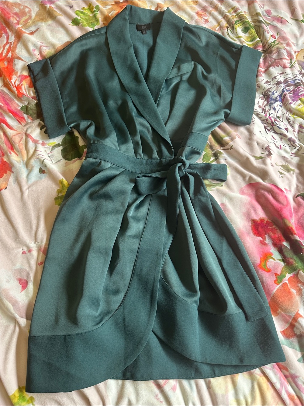Banana Republic emerald green wrap dress